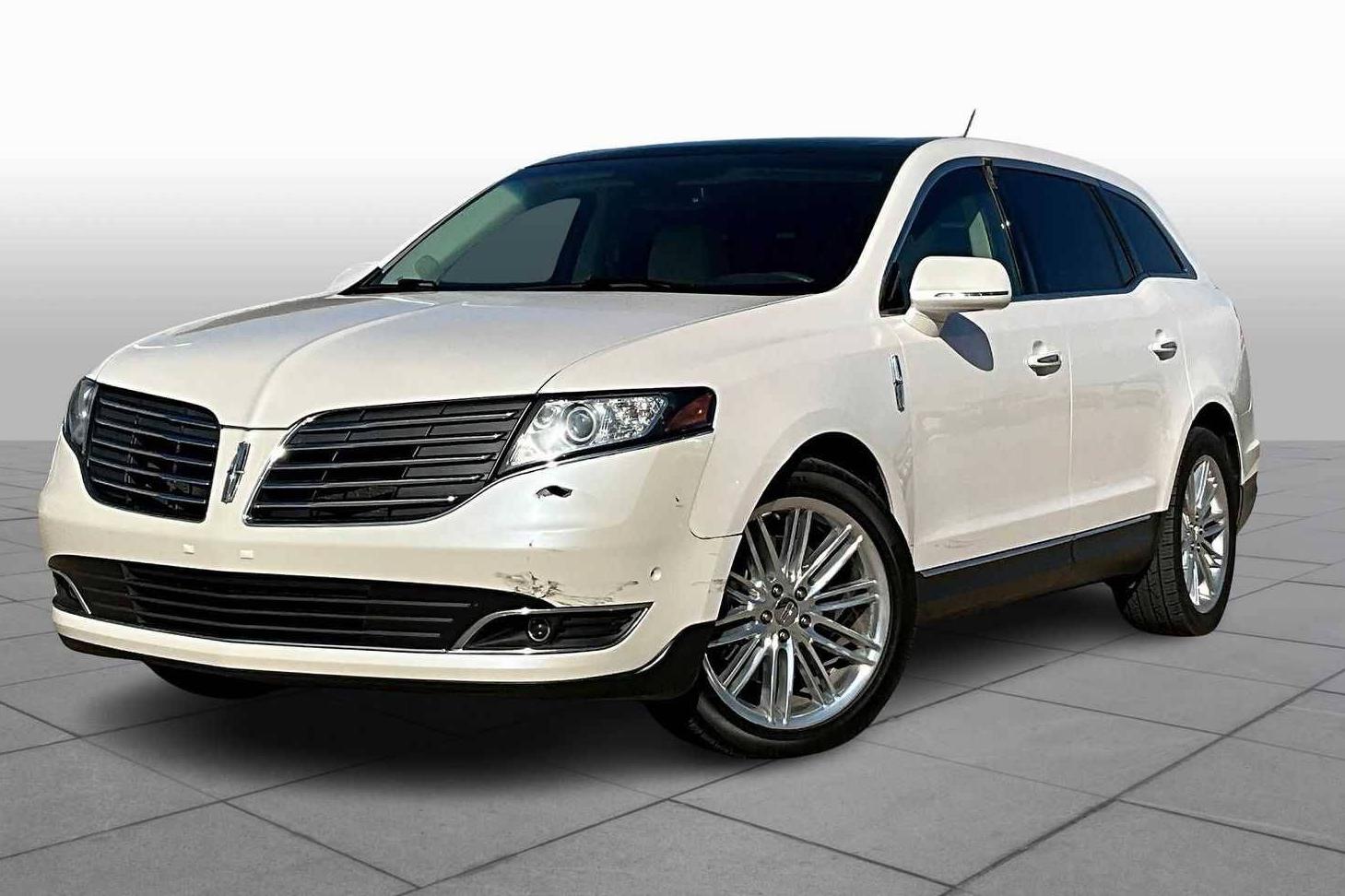 LINCOLN MKT 2019 2LMHJ5AT6KBL02836 image