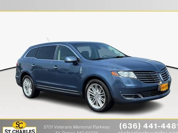 LINCOLN MKT 2018 2LMHJ5AT4JBL00808 image LINCOLN MKT 2018 2LMHJ5AT4JBL00808 image