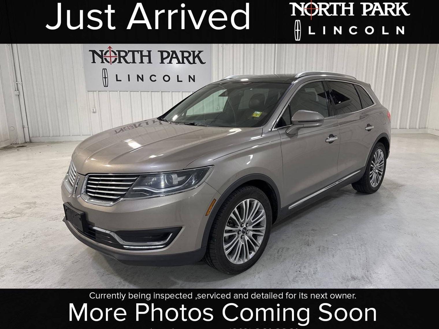 LINCOLN MKX 2018 2LMPJ6LR5JBL29530 image