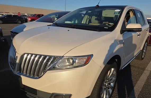 LINCOLN MKX 2013 2LMDJ6JK4DBL60748 image LINCOLN MKX 2013 2LMDJ6JK4DBL60748 image