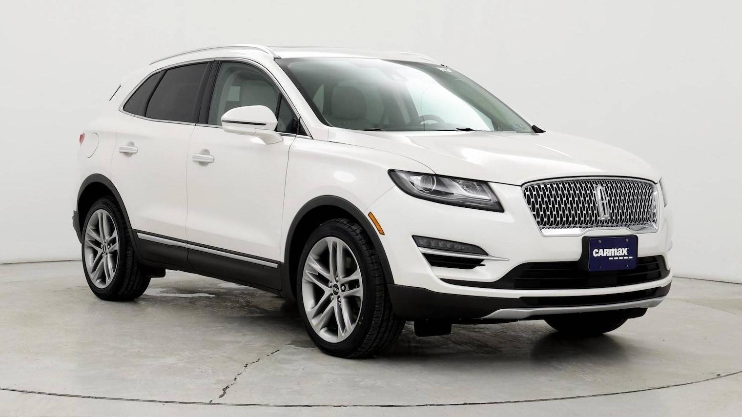 LINCOLN MKC 2019 5LMCJ3D93KUL16937 image