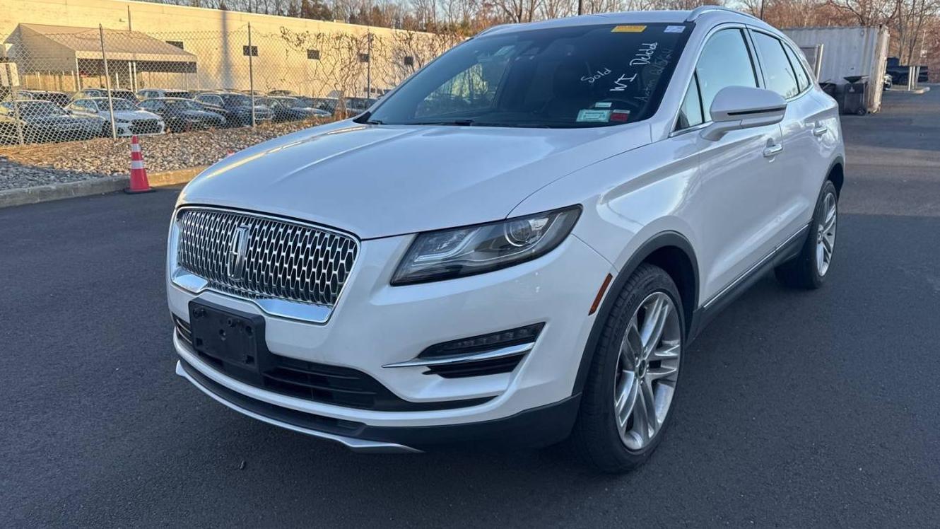 LINCOLN MKC 2019 5LMCJ3D90KUL21500 image