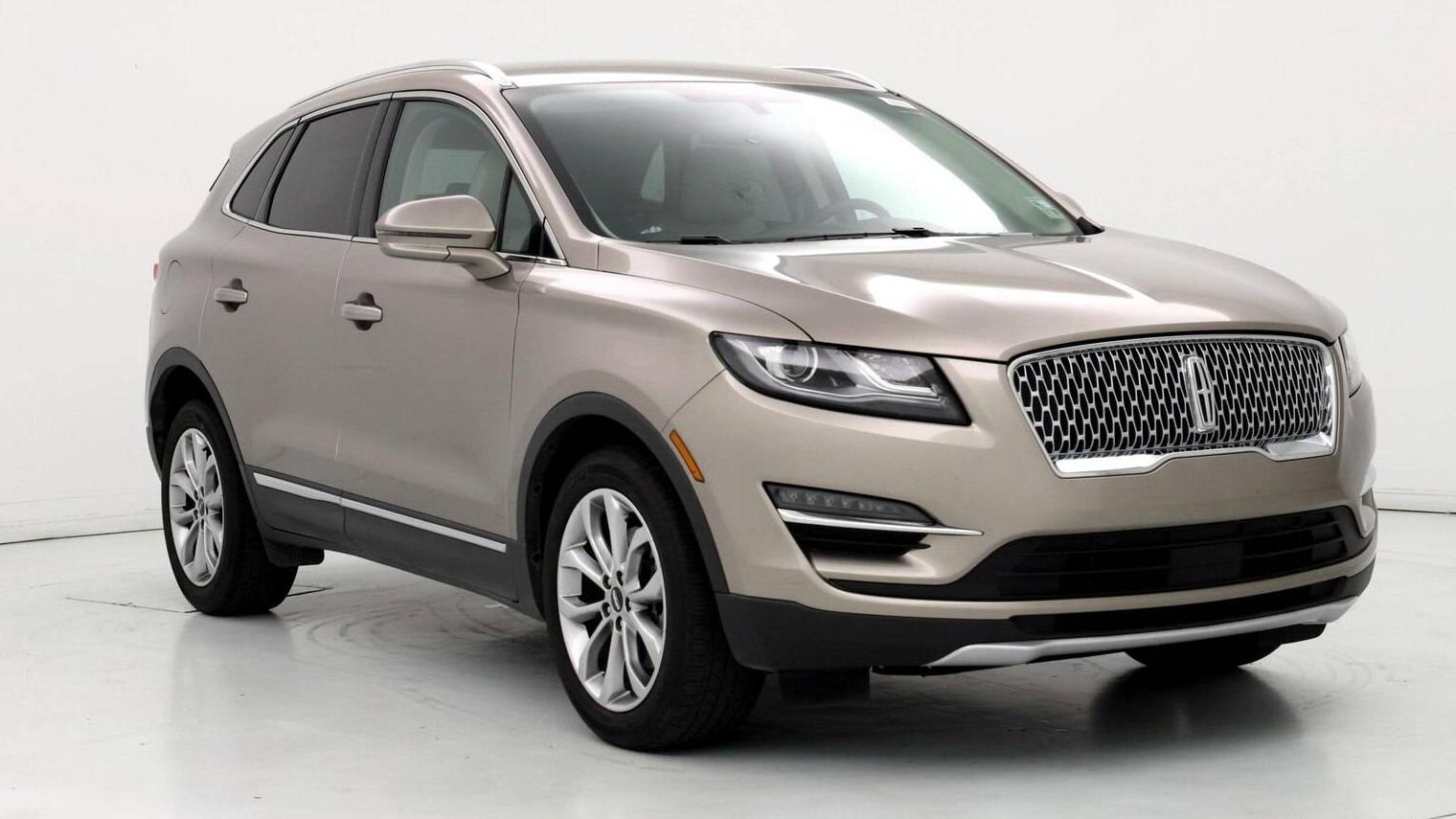 LINCOLN MKC 2019 5LMCJ2C90KUL22173 image