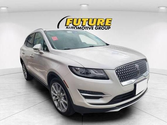 LINCOLN MKC 2019 5LMCJ3C93KUL13358 image LINCOLN MKC 2019 5LMCJ3C93KUL13358 image