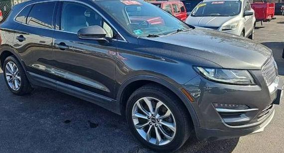 LINCOLN MKC 2019 5LMCJ2D99KUL49922 image