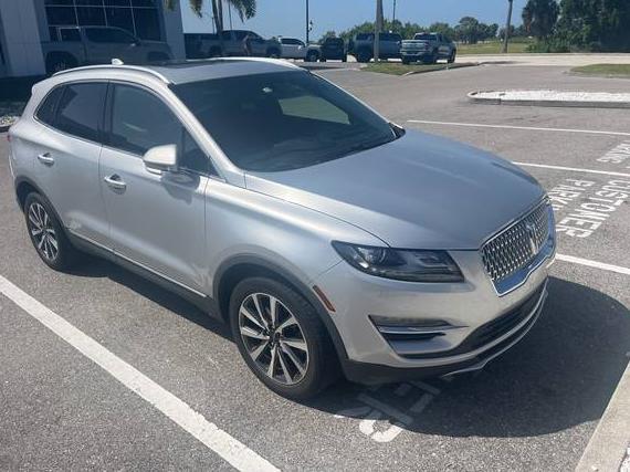 LINCOLN MKC 2019 5LMCJ3C92KUL34766 image