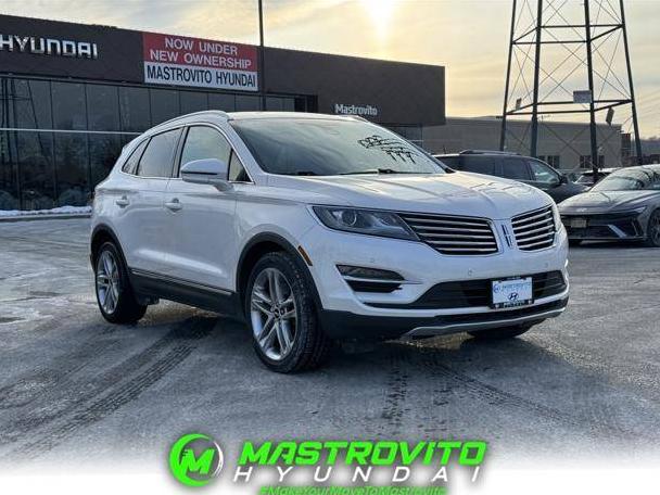 LINCOLN MKC 2018 5LMCJ3D97JUL31942 image