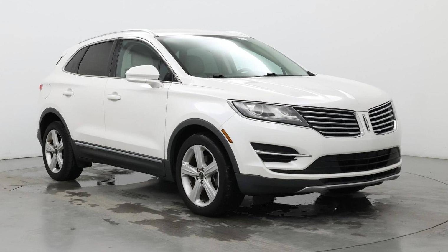 LINCOLN MKC 2017 5LMCJ1C95HUL68553 image