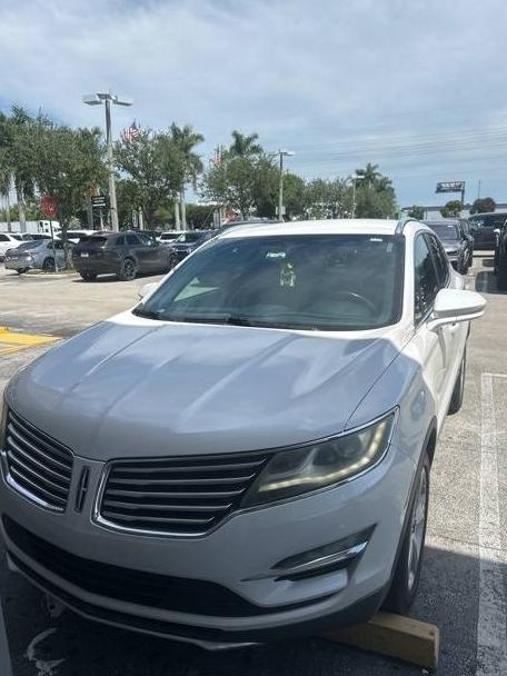 LINCOLN MKC 2017 5LMCJ1C95HUL71713 image LINCOLN MKC 2017 5LMCJ1C95HUL71713 image