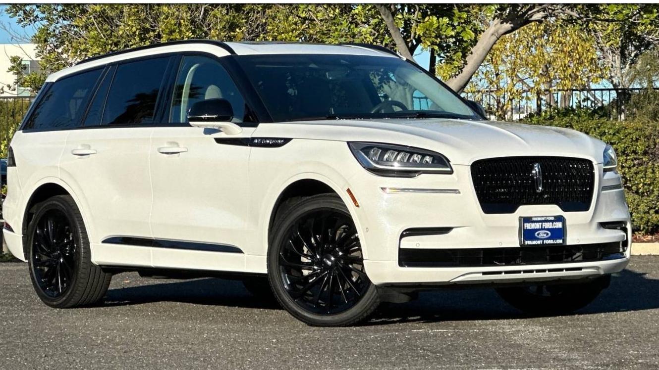 LINCOLN AVIATOR 2023 5LM5J7XC6PGL22129 image