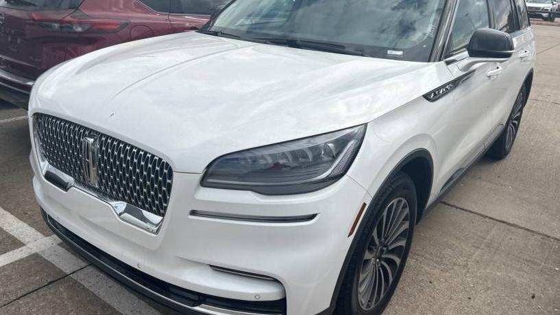 LINCOLN AVIATOR 2023 5LM5J7XC6PGL12832 image