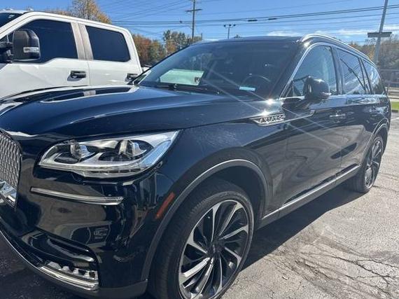 LINCOLN AVIATOR 2023 5LM5J7XC6PGL04665 image