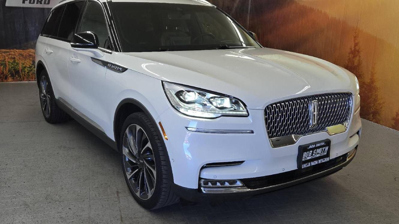 LINCOLN AVIATOR 2023 5LM5J7XC4PGL01876 image