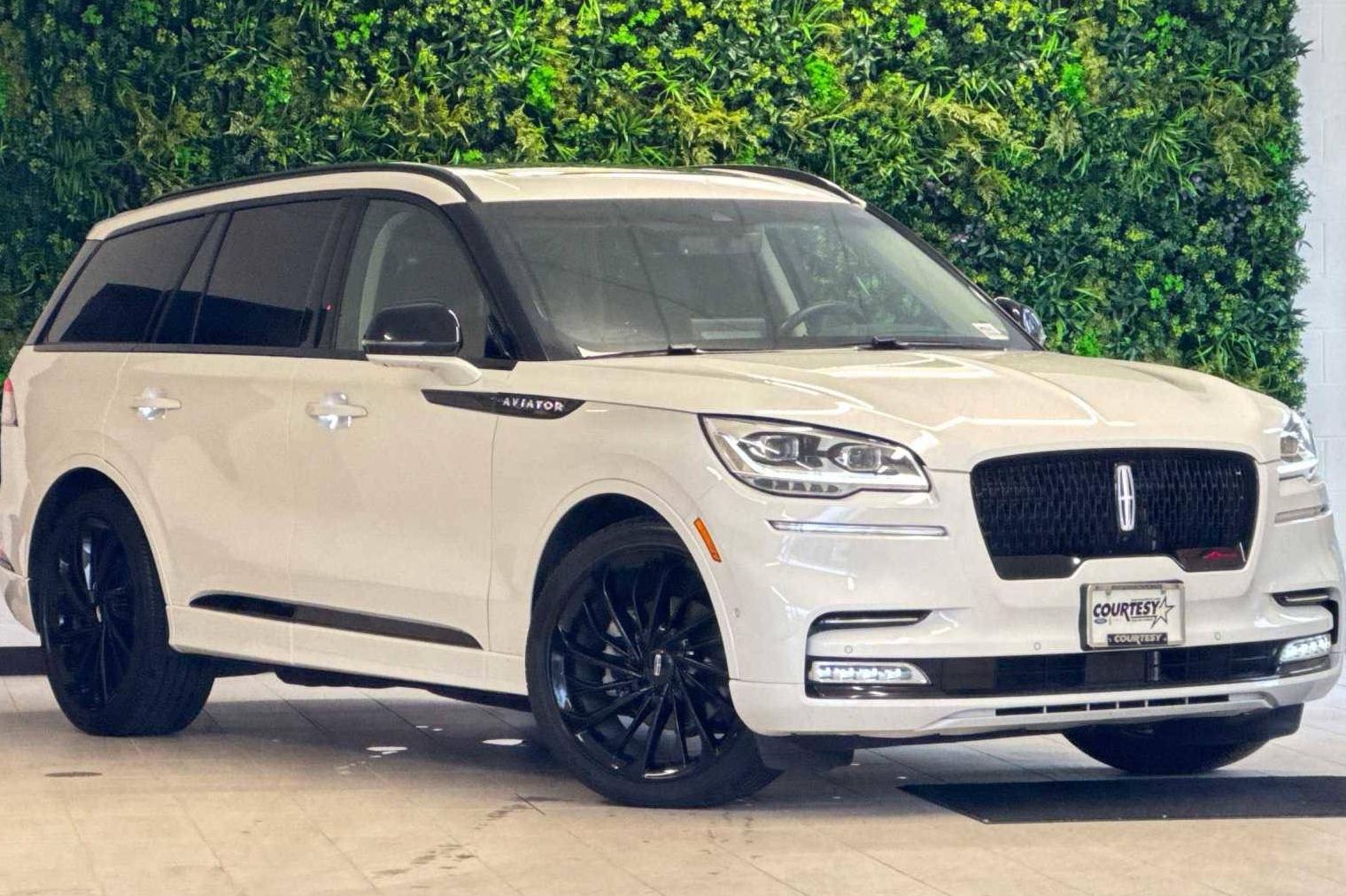 LINCOLN AVIATOR 2023 5LM5J7XC0PGL11269 image