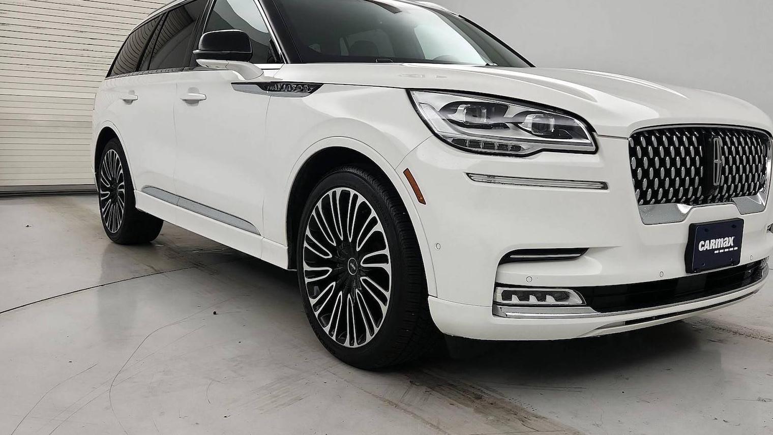 LINCOLN AVIATOR 2023 5LM5J9XC9PGL06261 image