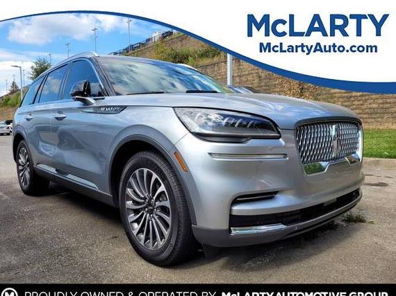 LINCOLN AVIATOR 2023 5LM5J7WC5PGL27484 image