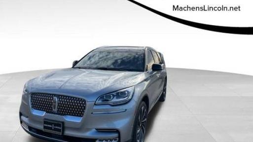 LINCOLN AVIATOR 2023 5LM5J7XC0PGL11918 image