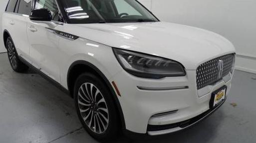 LINCOLN AVIATOR 2023 5LM5J6XC5PGL03095 image