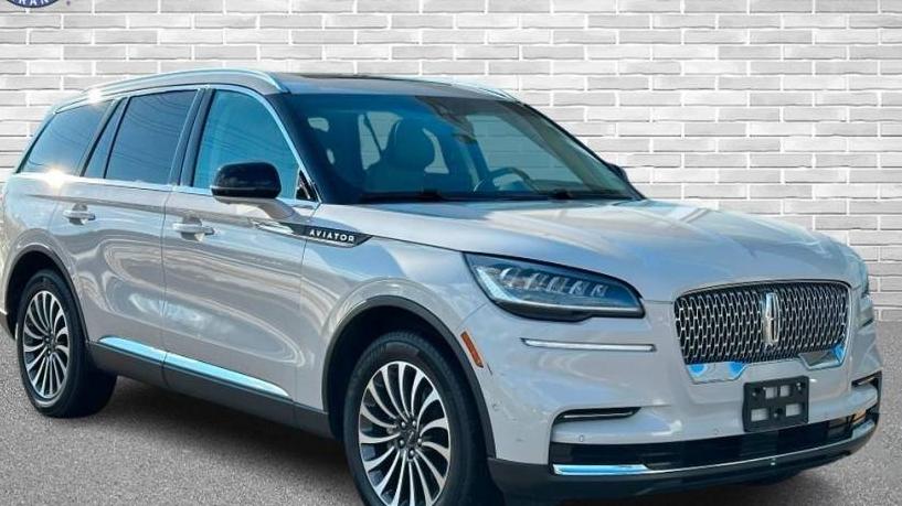 LINCOLN AVIATOR 2023 5LM5J7XC3PGL13081 image