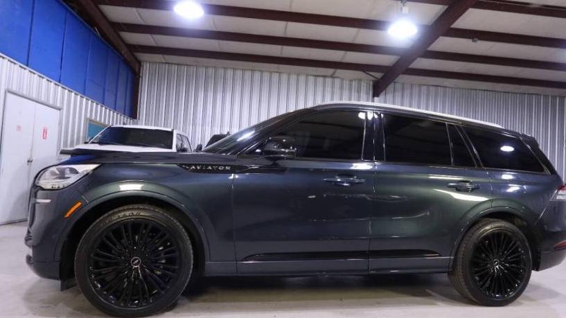 LINCOLN AVIATOR 2021 5LM5J9XC6MGL15561 image