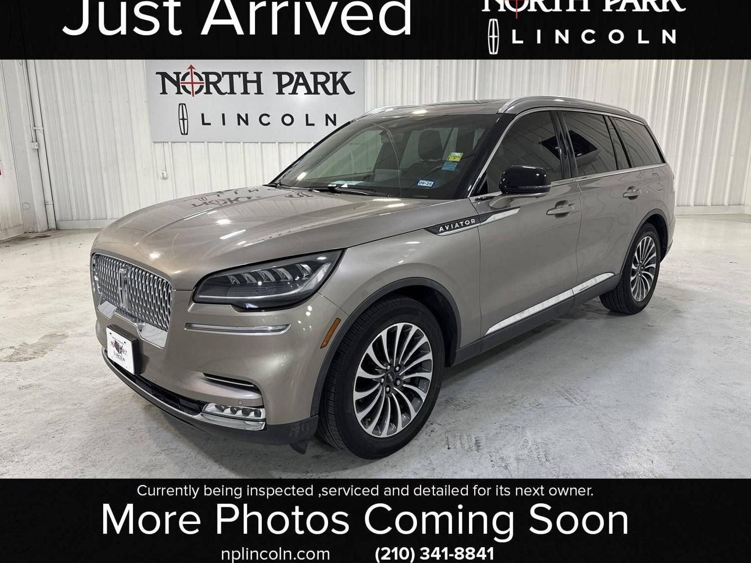 LINCOLN AVIATOR 2021 5LM5J7WC1MGL18745 image