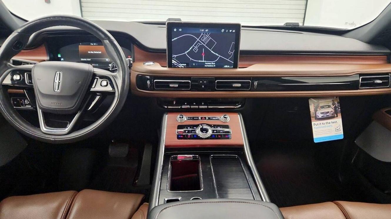 LINCOLN AVIATOR 2021 5LM5J7XC8MGL06655 image