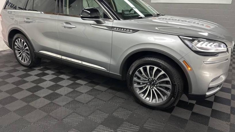 LINCOLN AVIATOR 2024 5LM5J6XC8RGL09783 image