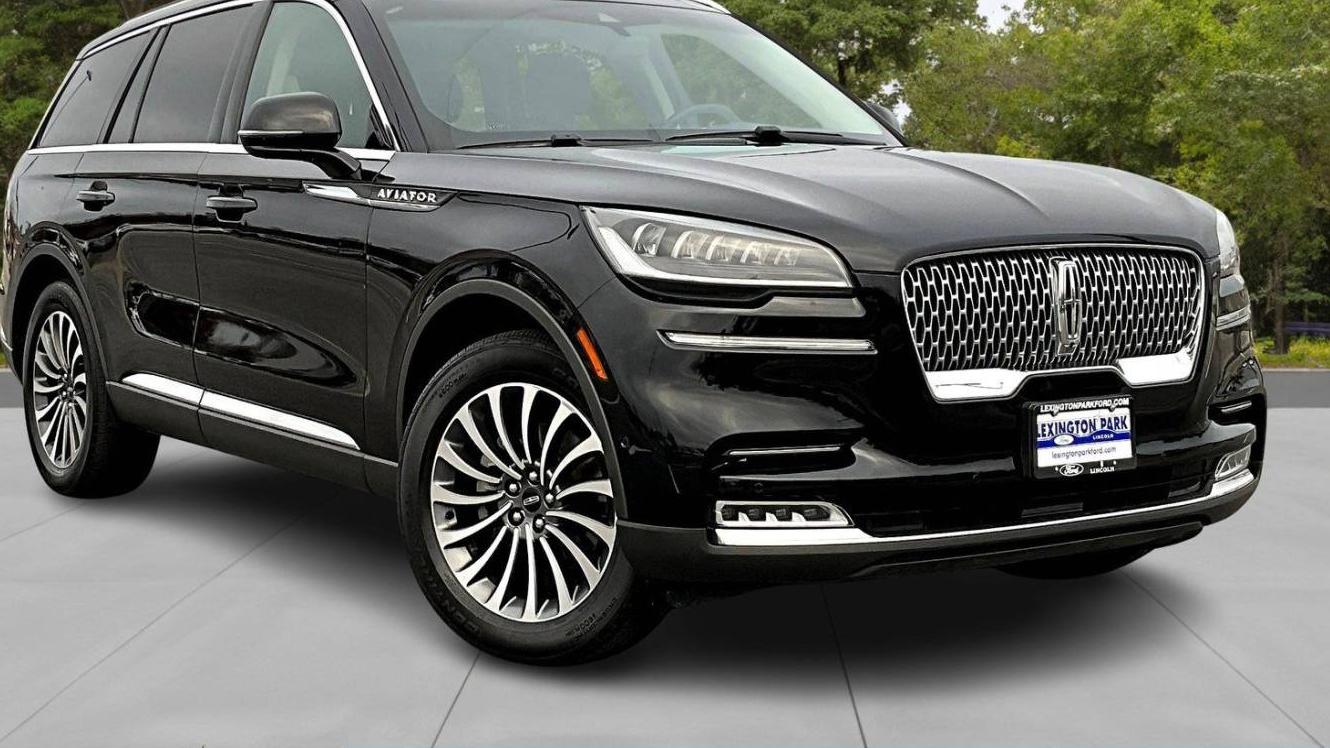 LINCOLN AVIATOR 2020 5LM5J7XC5LGL36615 image