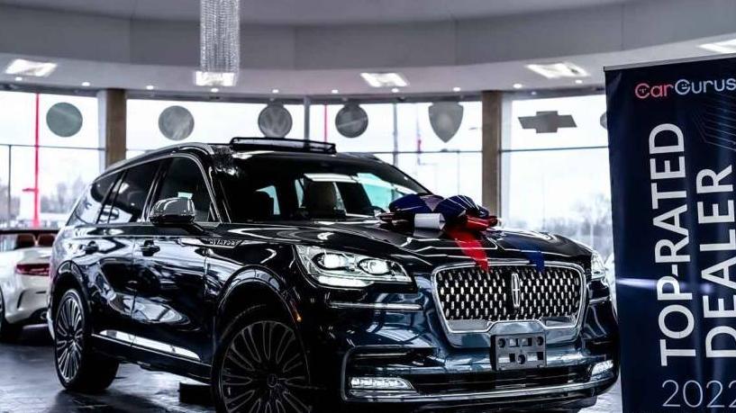 LINCOLN AVIATOR 2020 5LM5J9XC1LGL24814 image