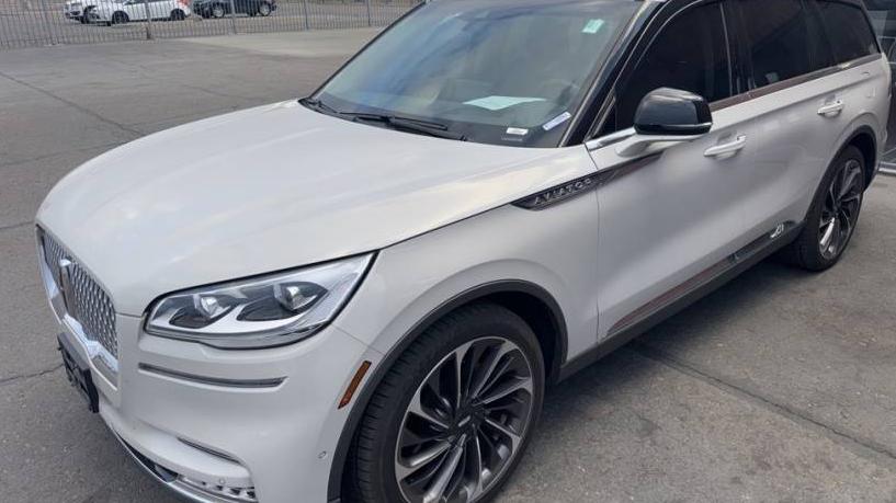 LINCOLN AVIATOR 2020 5LM5J7XC4LGL05369 image