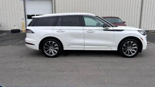 LINCOLN AVIATOR 2020 5LMYJ8XY8LGL34968 image