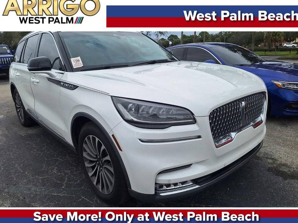 LINCOLN AVIATOR 2020 5LM5J7WC3LGL03209 image