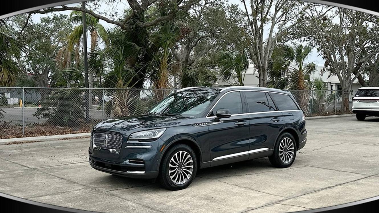 LINCOLN AVIATOR 2022 5LM5J7XC4NGL16214 image