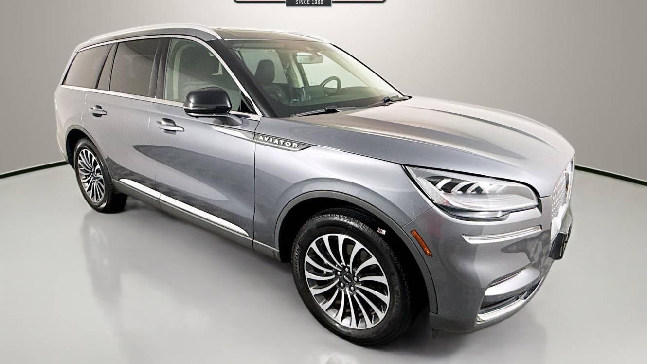 LINCOLN AVIATOR 2022 5LM5J7XC5NGL11085 image