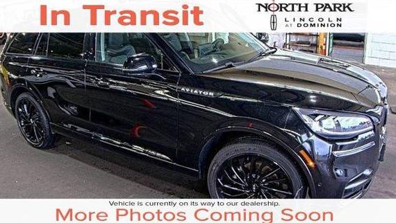 LINCOLN AVIATOR 2022 5LM5J7XC8NGL11808 image