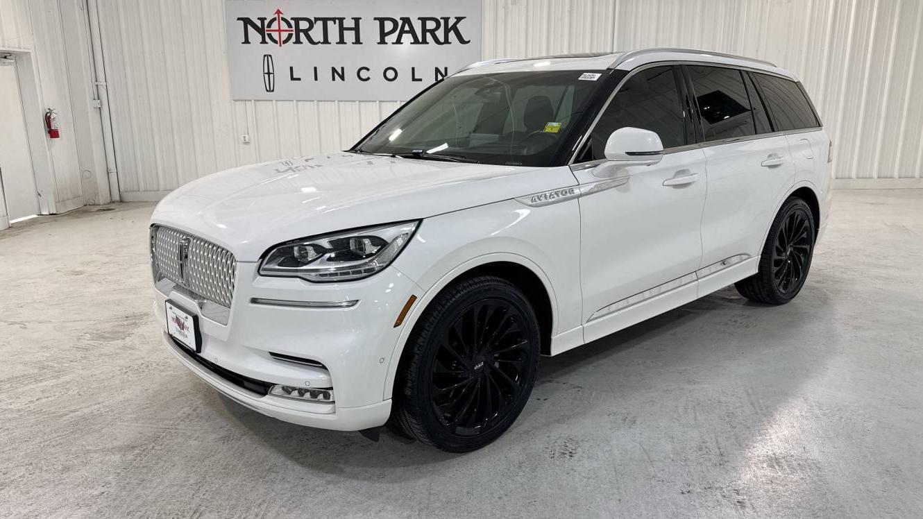 LINCOLN AVIATOR 2022 5LM5J7WC8NGL04293 image