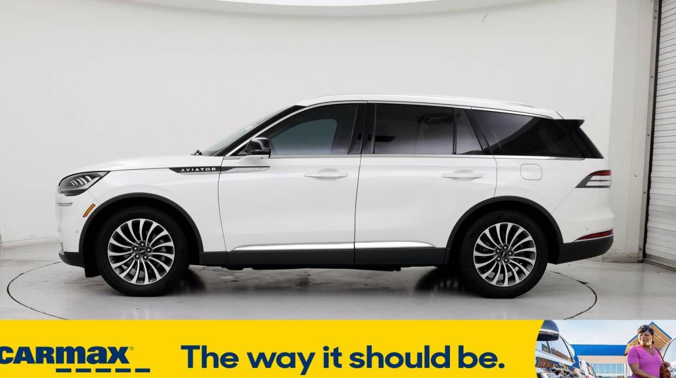 LINCOLN AVIATOR 2022 5LM5J7WC7NGL01417 image