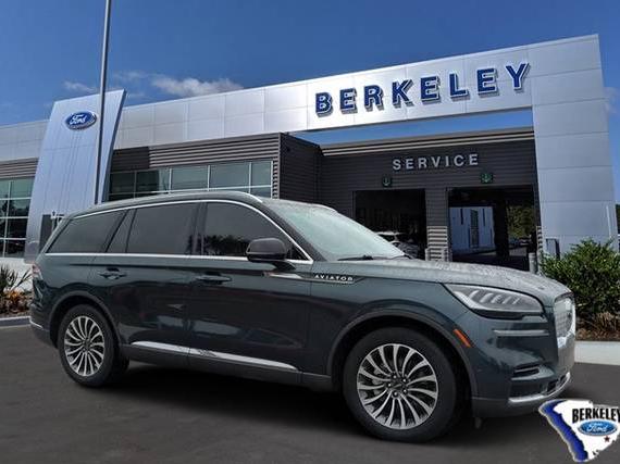 LINCOLN AVIATOR 2022 5LM5J7WC8NGL16881 image