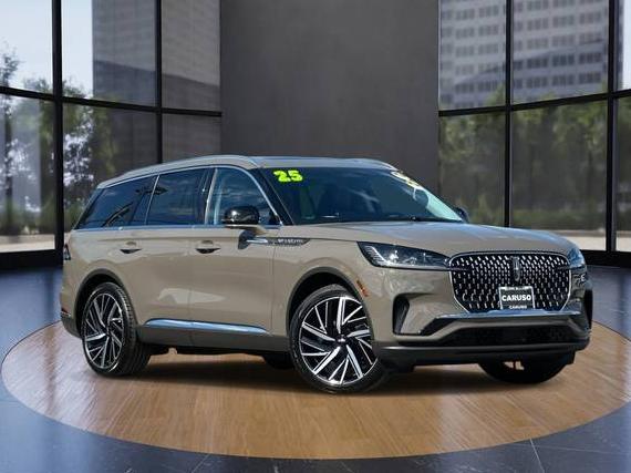 LINCOLN AVIATOR 2025 5LM5J7XC4SGL17195 image