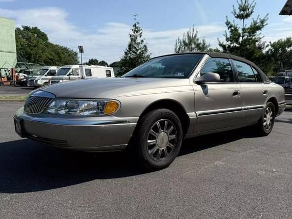 LINCOLN CONTINENTAL 2002 1LNHM97V02Y647950 image