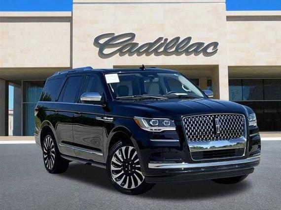 LINCOLN NAVIGATOR 2023 5LMJJ2TG0PEL03856 image