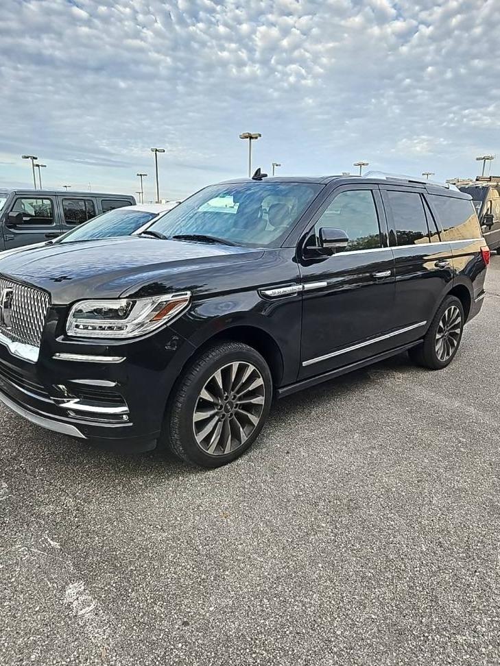 LINCOLN NAVIGATOR 2019 5LMJJ2JT1KEL12302 image