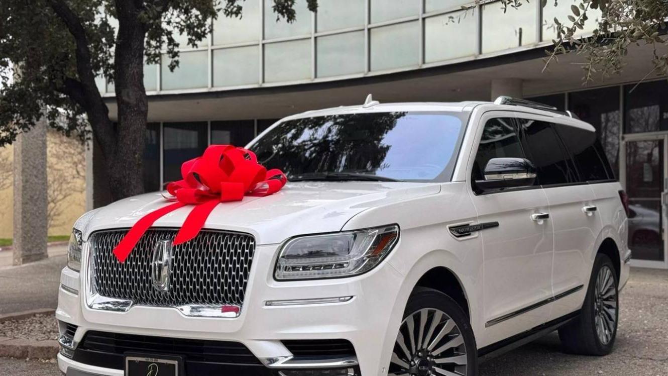 LINCOLN NAVIGATOR 2019 5LMJJ2LTXKEL10447 image