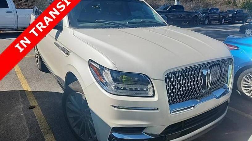 LINCOLN NAVIGATOR 2018 5LMJJ2HT3JEL13004 image