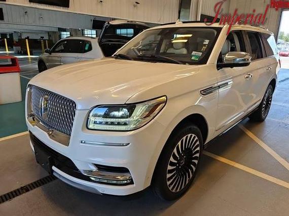 LINCOLN NAVIGATOR 2018 5LMJJ2TT0JEL00265 image