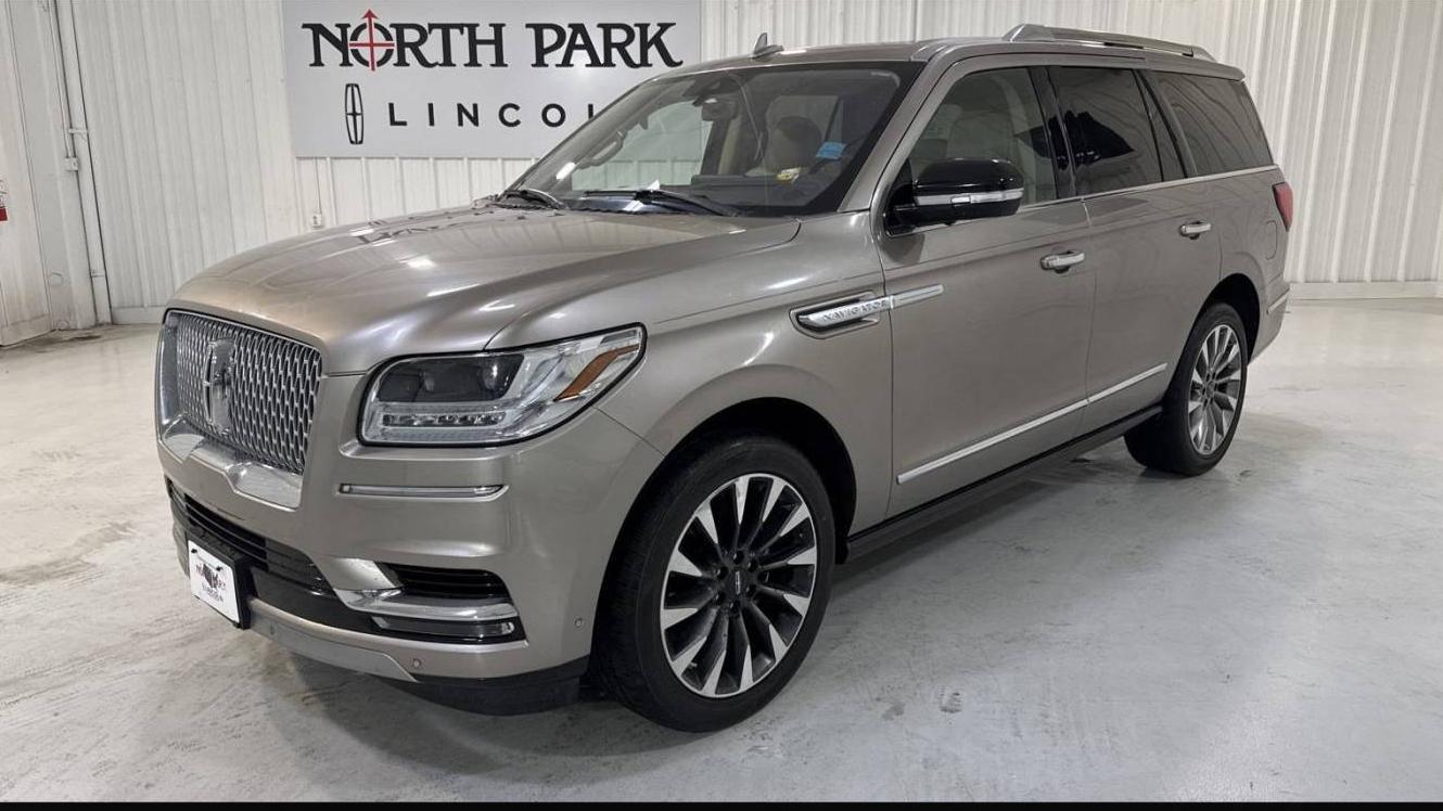 LINCOLN NAVIGATOR 2018 5LMJJ2HT6JEL05026 image