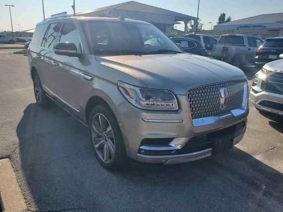 LINCOLN NAVIGATOR 2018 5LMJJ2LTXJEL16182 image LINCOLN NAVIGATOR 2018 5LMJJ2LTXJEL16182 image