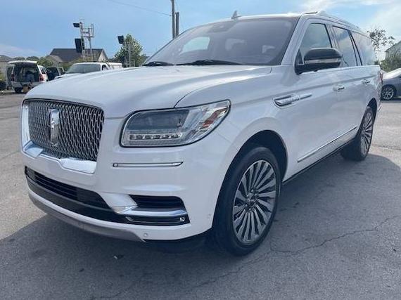 LINCOLN NAVIGATOR 2018 5LMJJ2LT7JEL05317 image LINCOLN NAVIGATOR 2018 5LMJJ2LT7JEL05317 image