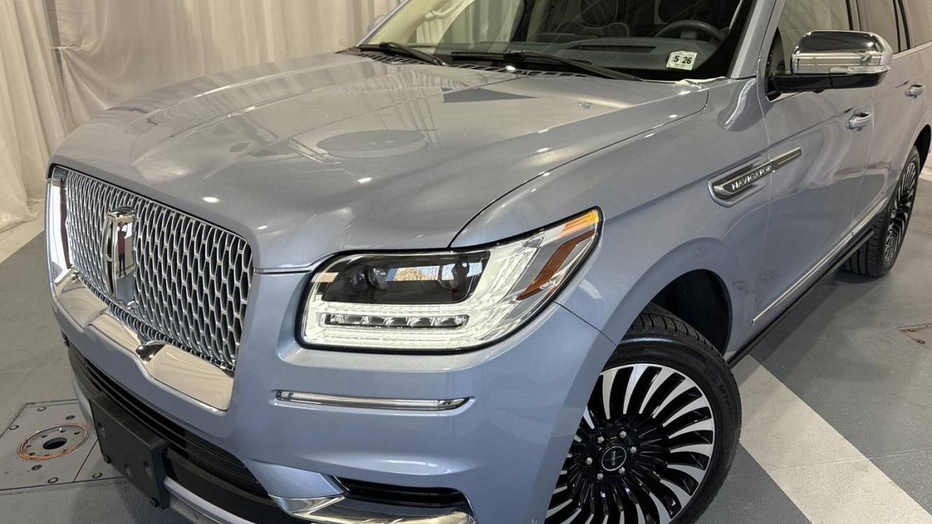 LINCOLN NAVIGATOR 2021 5LMJJ2TT3MEL10034 image