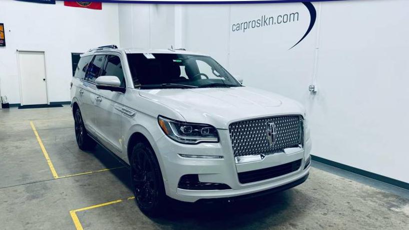 LINCOLN NAVIGATOR 2024 5LMJJ2LG8REL01243 image